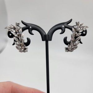 18K White Gold 1.0ctw Diamond Earrings